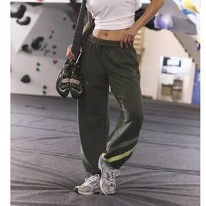 NWT FP movement all star logo‎ sweatpants olive green size M